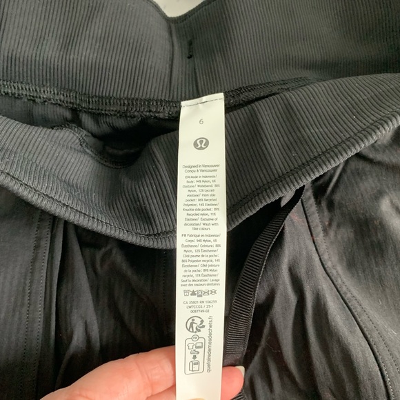 lululemon athletica Black Dance Studio High Rise Shorts Size 6 NWT - Picture 7 of 10